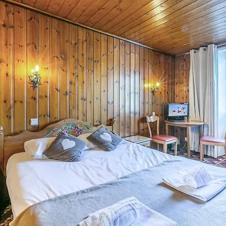 Le Hotel